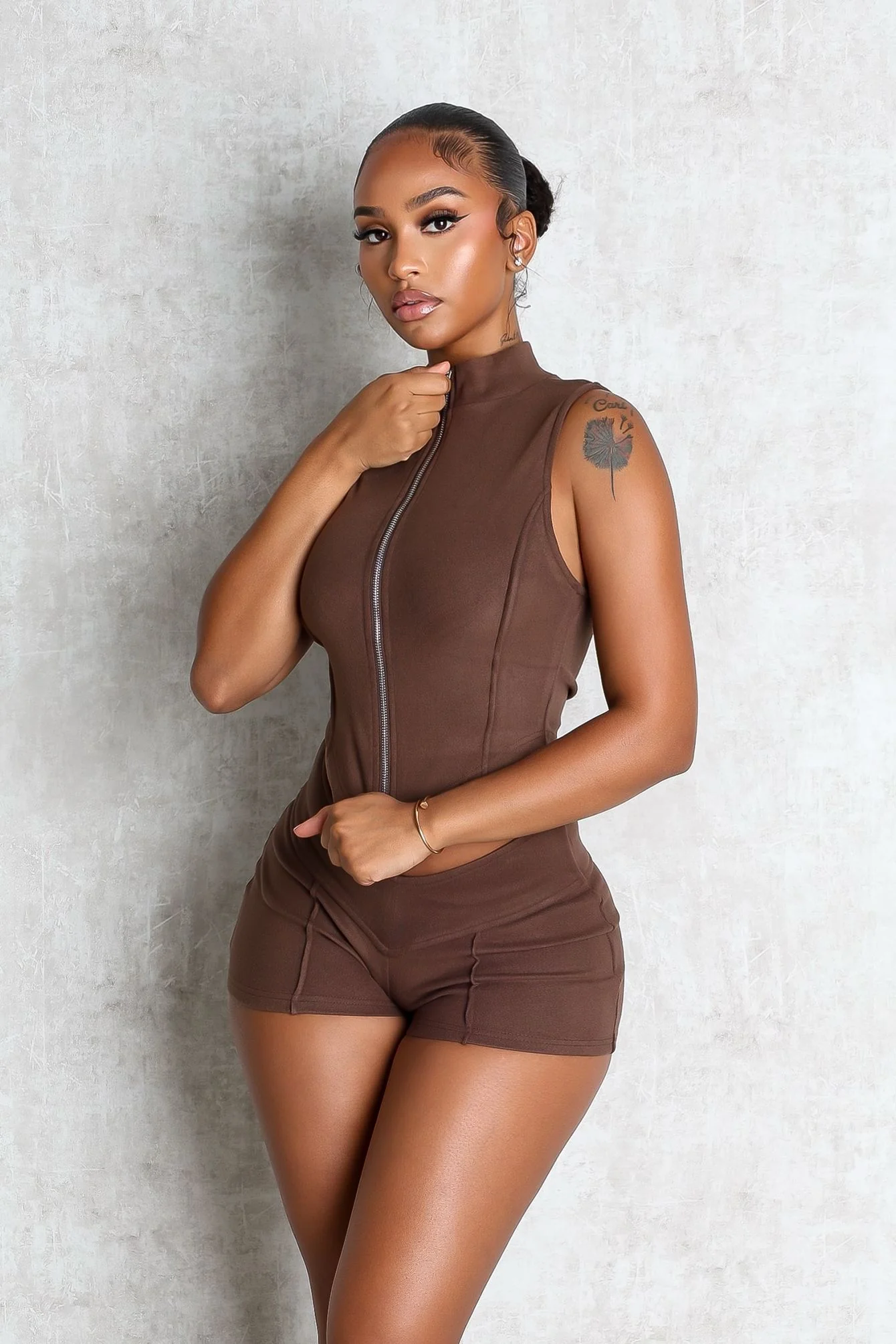Classic Zip Up Cropped Tank Top & Shorts SET - Image 3