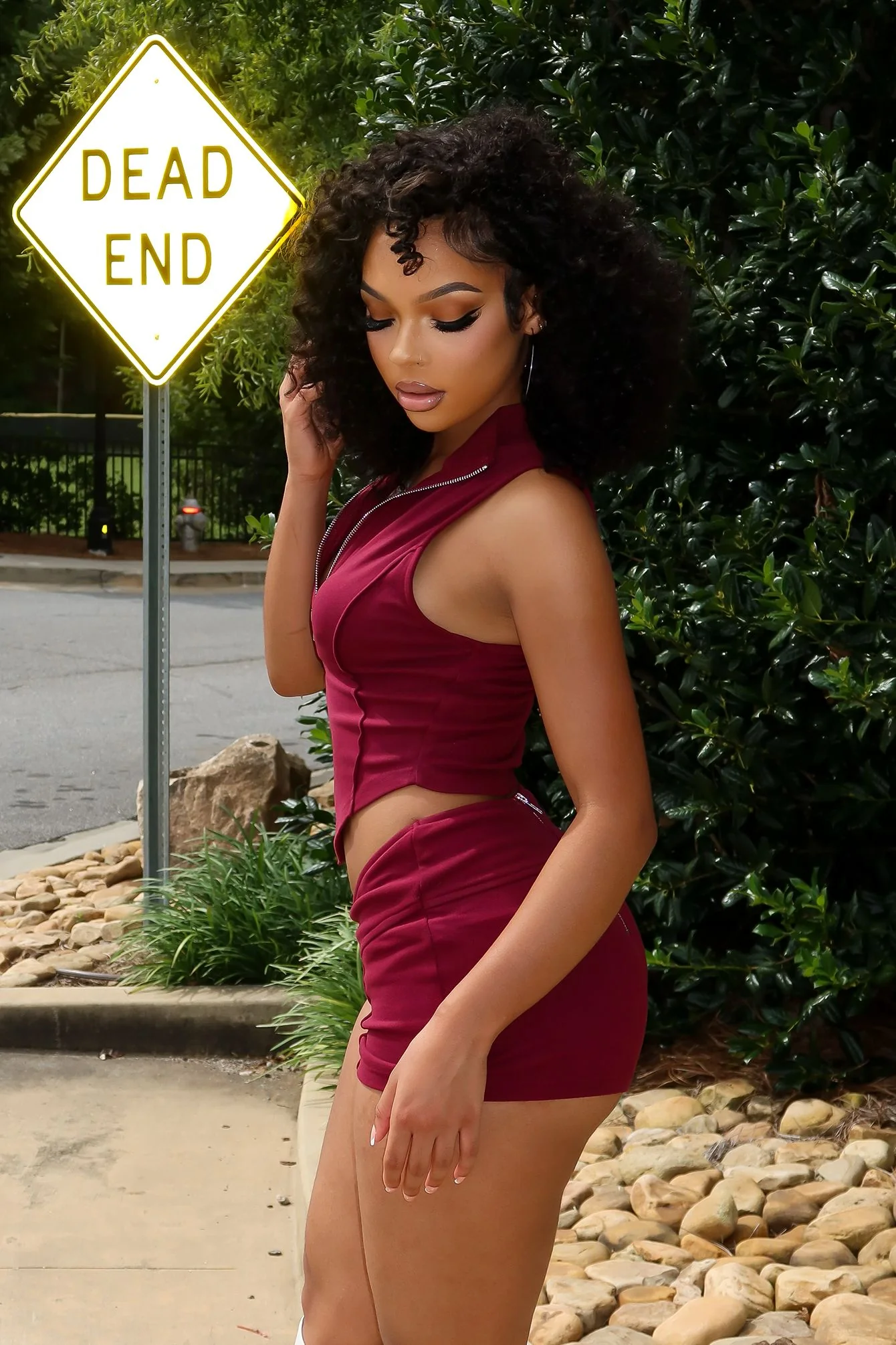 Classic Zip Up Cropped Tank Top & Shorts SET - Image 8